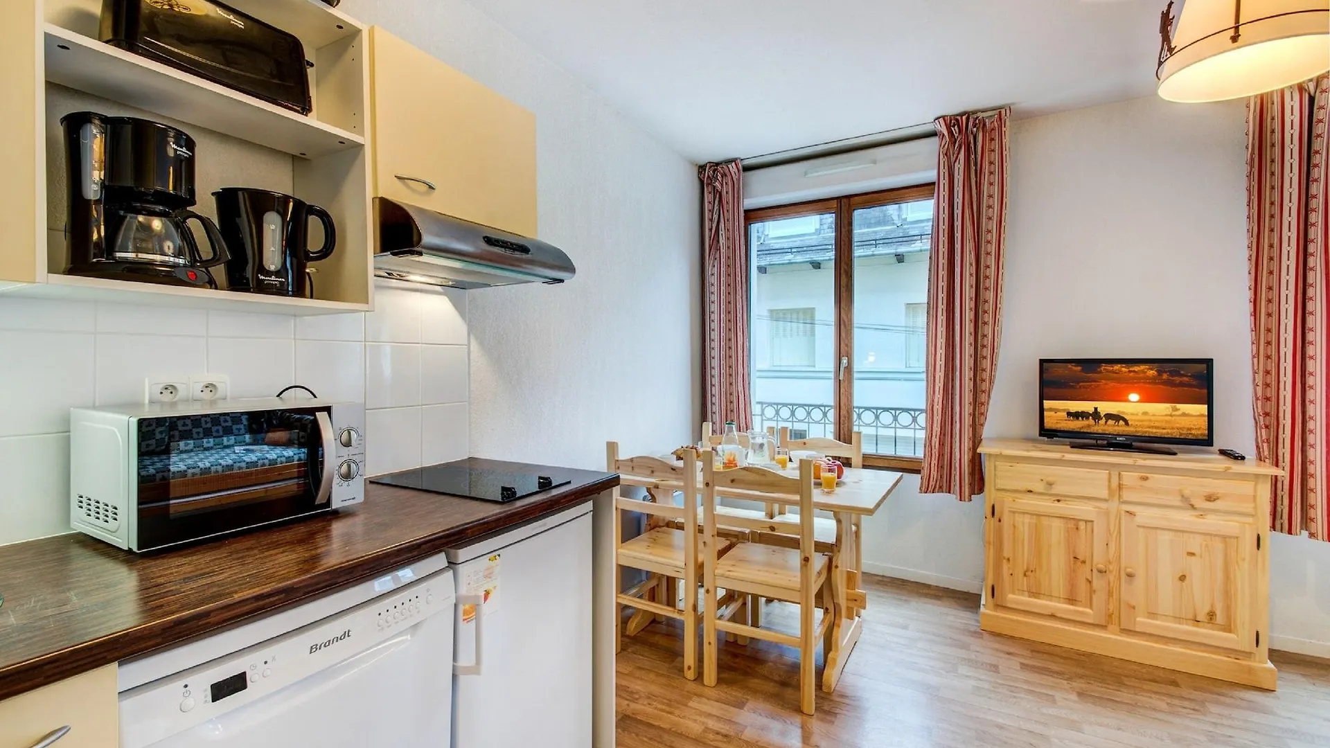 Vacanceole - Residence Illixon Bagnères-de-Luchon