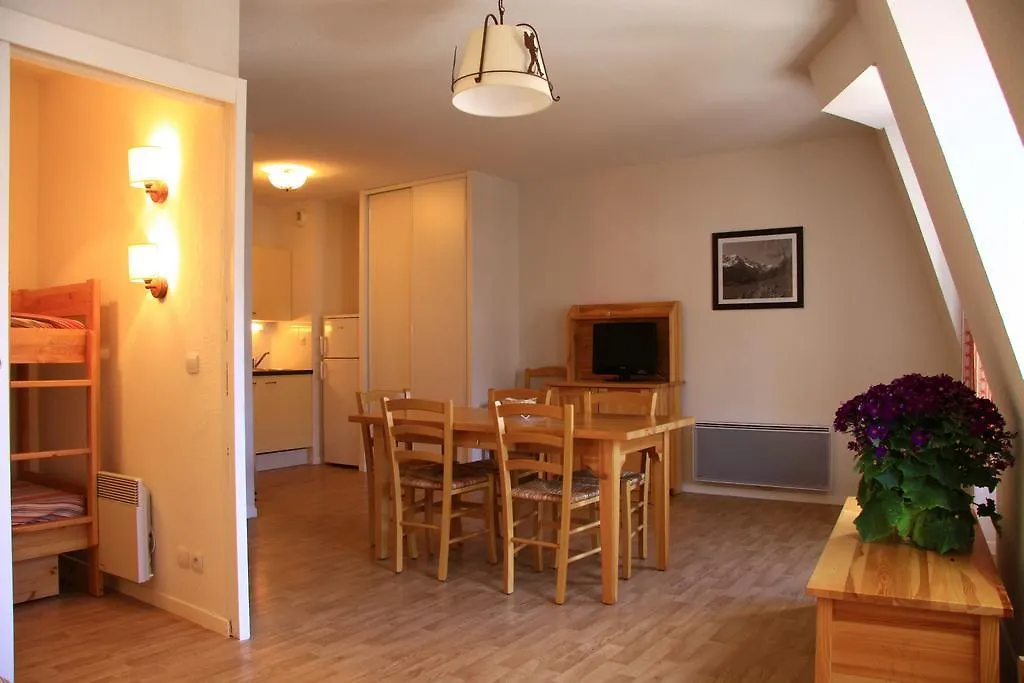 Vacanceole - Residence Illixon Bagnères-de-Luchon 3*,